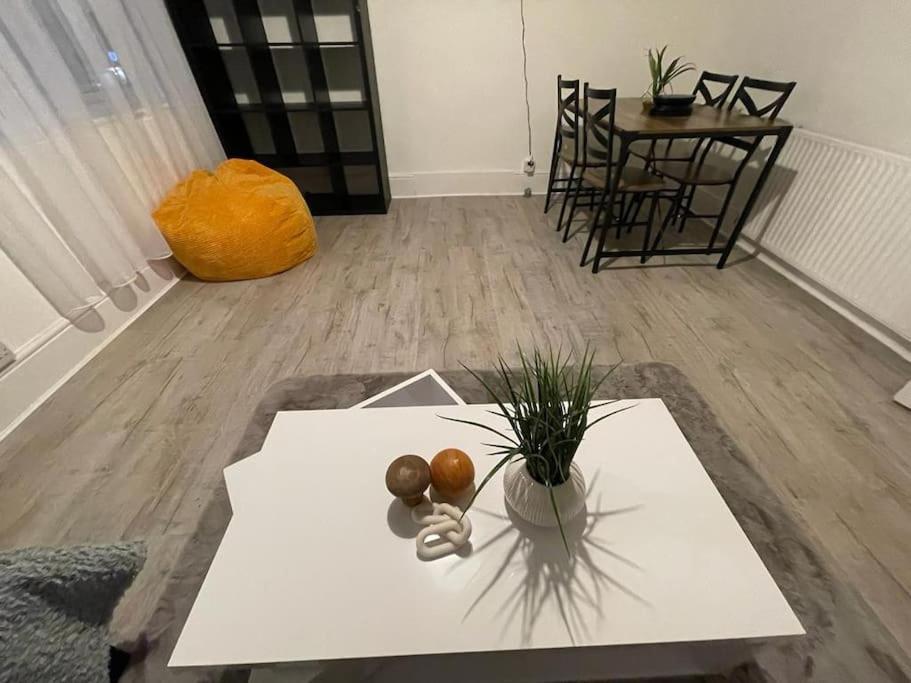 Stunning 2 Bedroom On Tower Bridge 伦敦 外观 照片