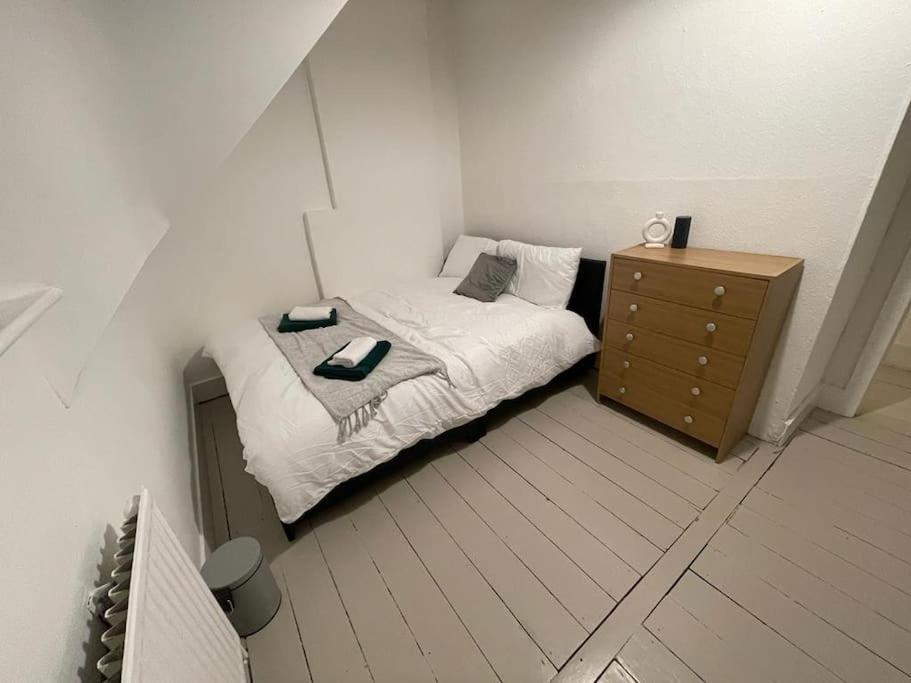 Stunning 2 Bedroom On Tower Bridge 伦敦 外观 照片