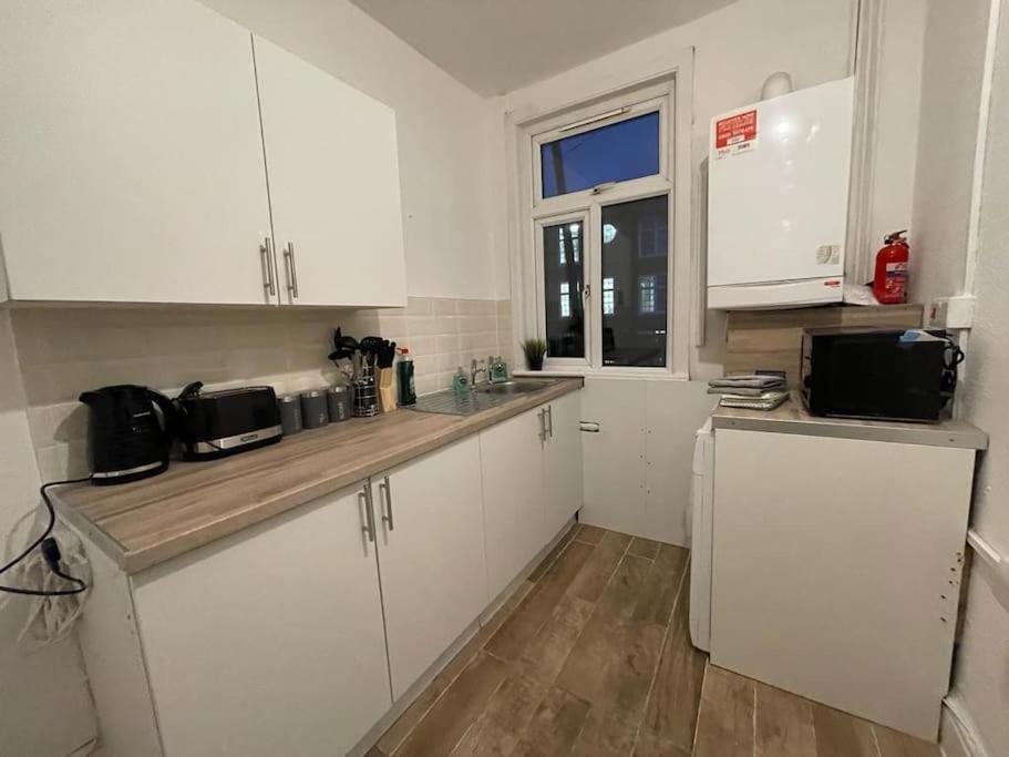 Stunning 2 Bedroom On Tower Bridge 伦敦 外观 照片