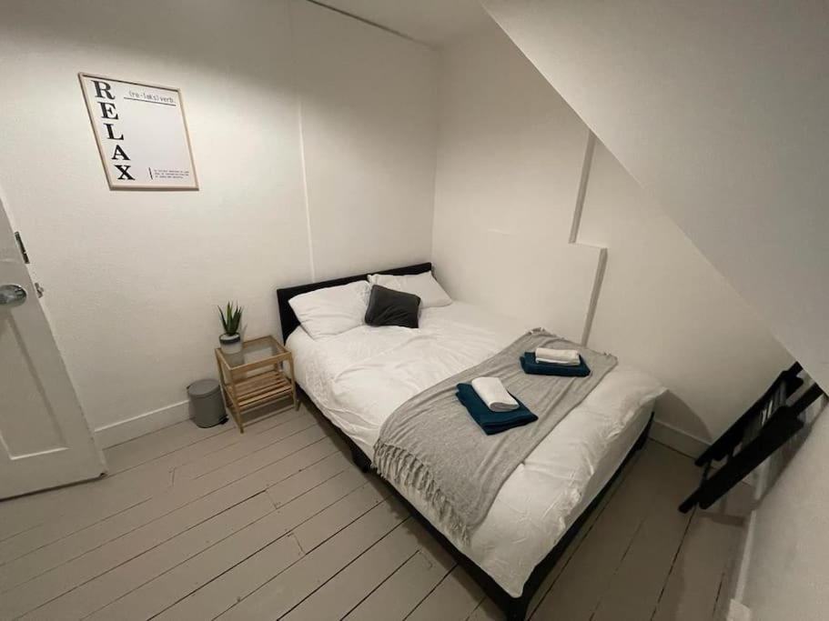 Stunning 2 Bedroom On Tower Bridge 伦敦 外观 照片