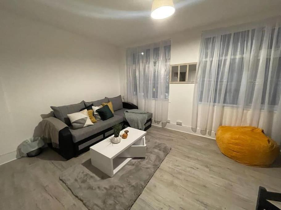 Stunning 2 Bedroom On Tower Bridge 伦敦 外观 照片